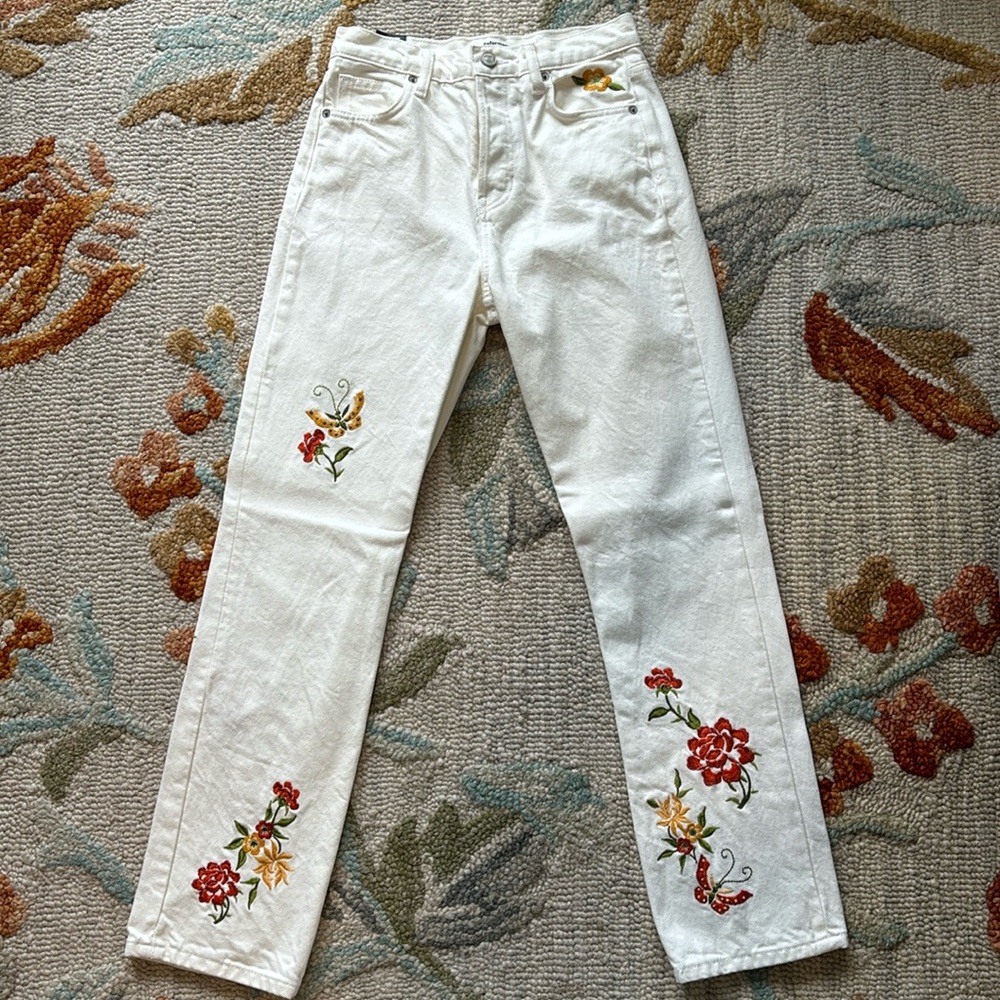 Reformation White Embroidered Jeans - Size 25